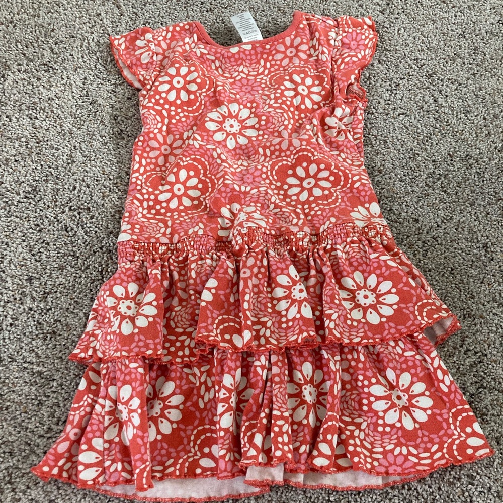 Girl’s dress